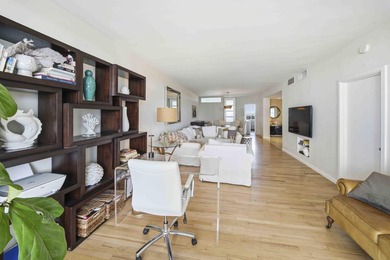 Boat slip available! Renovated residence at the iconic - photo 9