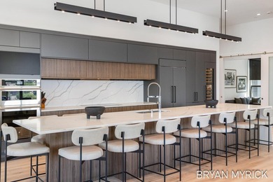 Situated on the top floor as a highly desirable corner residence - photo 9