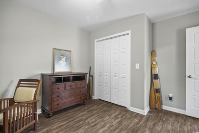Just south of Downtown Georgetown, this beautifully maintained - photo 4