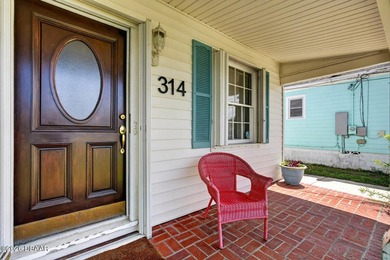 THE SELLER IS HIGHLY MOTIVATED! Welcome to 314 Revilo Blvd - photo 4