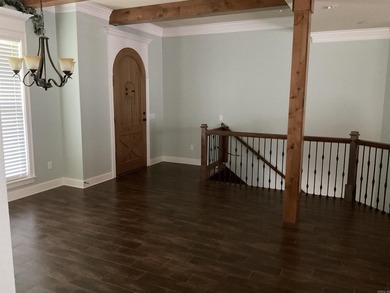 Seller Motivated !!! Each bedroom has it's own bathroom !! - photo 10
