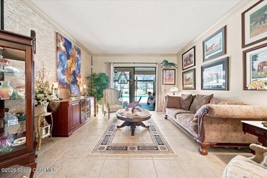 There are homes you tour... And there are homes you discover - photo 11