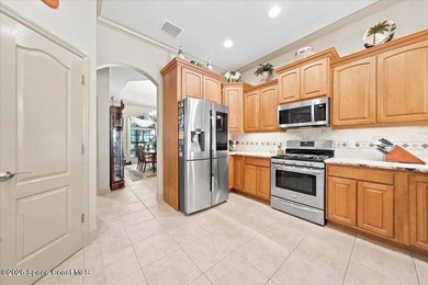 There are homes you tour... And there are homes you discover - photo 14