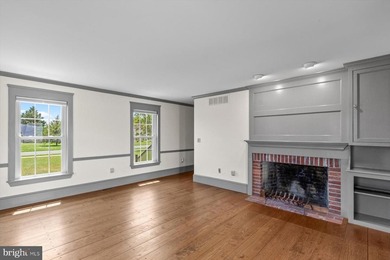 Exceptional bayfront home with 95 feet of direct water frontage - photo 21