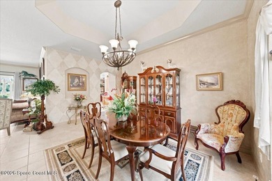 There are homes you tour... And there are homes you discover - photo 21