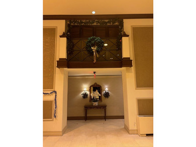 The most luxurious bldg in the area with Concierge, 24 hr - photo 22