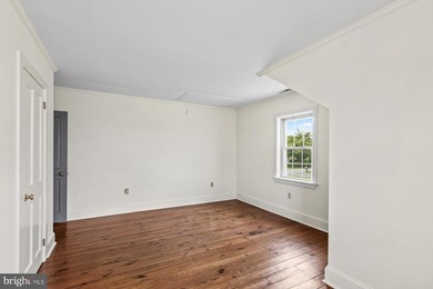 Exceptional bayfront home with 95 feet of direct water frontage - photo 40