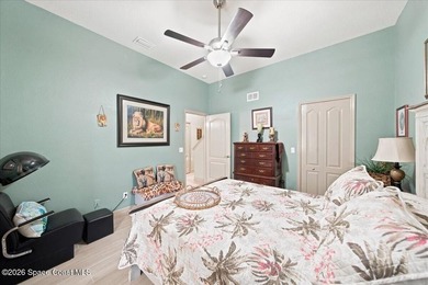 There are homes you tour... And there are homes you discover - photo 41