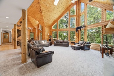 Custom built and thoughtfully designed, this stunning log home - photo 8