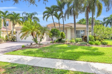 (private lake, pond, creek) Home For Sale in Boynton Beach Florida