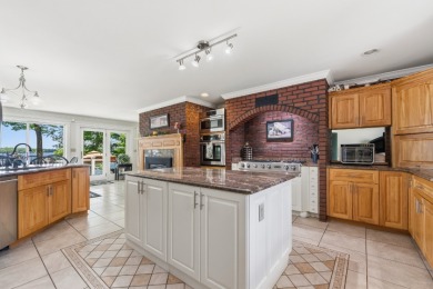 Welcome to 6 Lufkin Lane - Your stunning year-round residence - photo 13