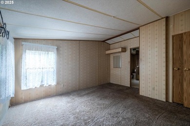 Lovingly updated Three Bed/Two Bath in Shorepines Village. Sip - photo 11
