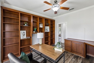 Enjoy the best of lakeside living with the convenience of a - photo 12