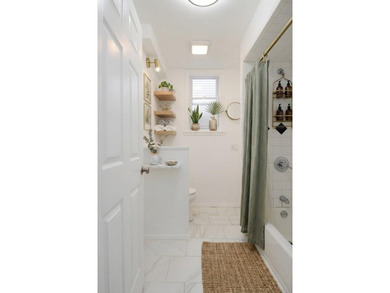 Welcome to this beautifully maintained and thoughtfully upgraded - photo 15