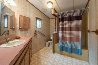 Lovingly updated Three Bed/Two Bath in Shorepines Village. Sip - photo 15