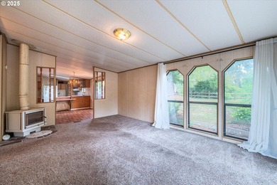 Lovingly updated Three Bed/Two Bath in Shorepines Village. Sip - photo 30