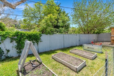 This charming rambler sits in the quiet, established Valley View - photo 40