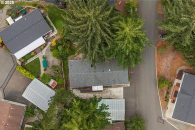 Lovingly updated Three Bed/Two Bath in Shorepines Village. Sip - photo 47