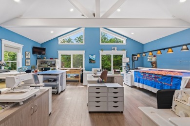 Welcome to 6 Lufkin Lane - Your stunning year-round residence - photo 42