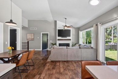This thoughtfully designed ranch offers exceptional comfort and - photo 9