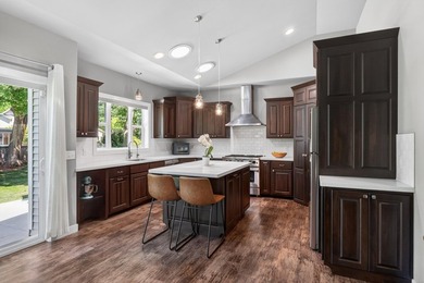 This thoughtfully designed ranch offers exceptional comfort and - photo 10
