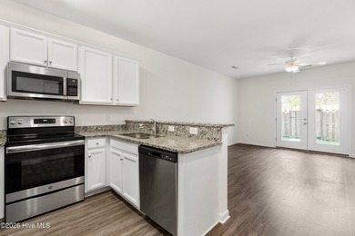 Rare opportunity to acquire a fully leased well-located - photo 14
