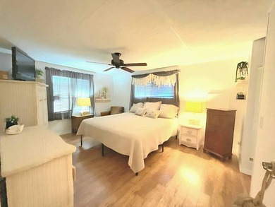 If you are looking for a great home to retire in and enjoy the - photo 15