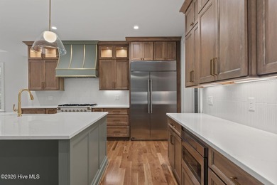 Nestled on a quiet cul-de-sac in Forest Creek Golf Club, this - photo 16