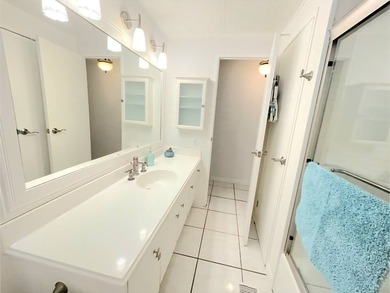 If you are looking for a great home to retire in and enjoy the - photo 19