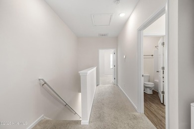 Rare opportunity to acquire a fully leased well-located - photo 25
