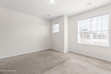 Rare opportunity to acquire a fully leased well-located - photo 29