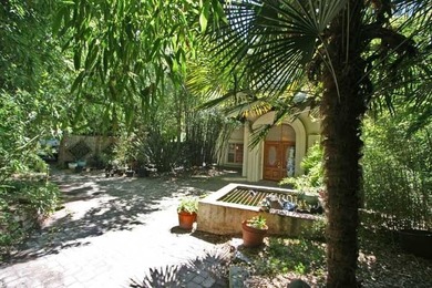 Unique Investment & Landmark Property. A one-of-a-kind - photo 30