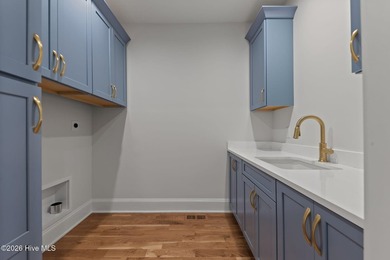 Nestled on a quiet cul-de-sac in Forest Creek Golf Club, this - photo 33