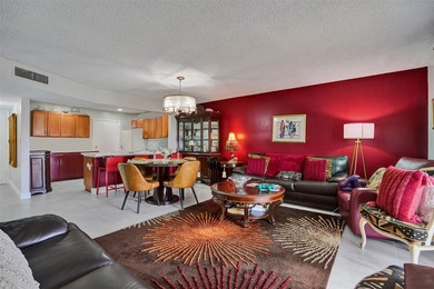 Come see this beautifully charming 1 bed, 1.5 bath condo in the - photo 4