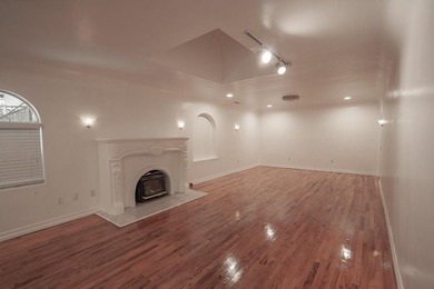 Unique Investment & Landmark Property. A one-of-a-kind - photo 35