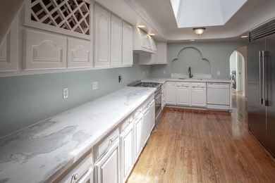 Unique Investment & Landmark Property. A one-of-a-kind - photo 37
