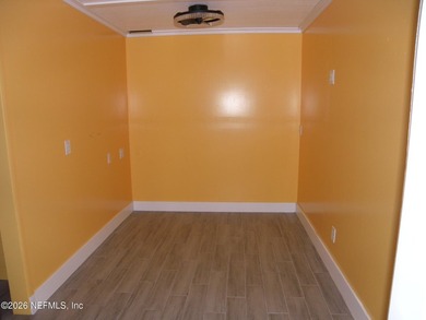4 bedroom 4 bath POOL home with 3 separate attached Living areas - photo 45