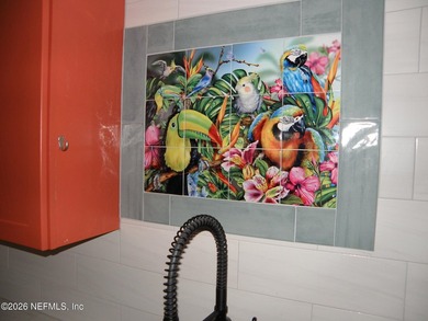 4 bedroom 4 bath POOL home with 3 separate attached Living areas - photo 46
