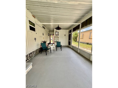ADORABLE 2-BED, 2-BATH HOME IN 55+ FOREST PARK WHERE YOU OWN THE - photo 2