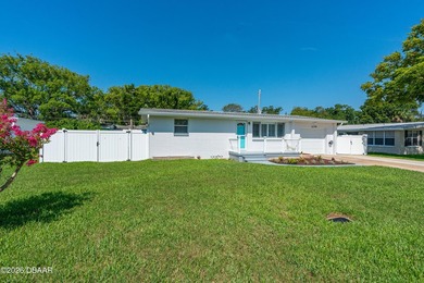 Affordable, Updated & Move-In Ready! This well-maintained - photo 3