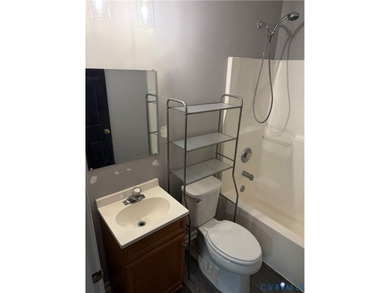 SHORT SALE OPPORTUNITY! Don't miss this chance to own a - photo 11