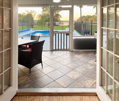 Experience stunning views of Lake Marion from the moment you - photo 11