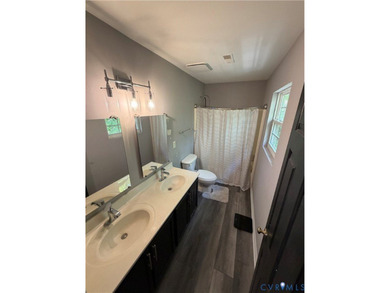 SHORT SALE OPPORTUNITY! Don't miss this chance to own a - photo 13