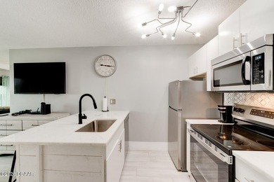 UPDATED and ready for its new owner ! What an adorable unit this - photo 5