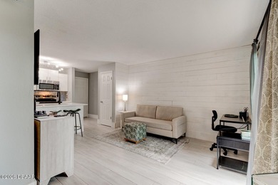 UPDATED and ready for its new owner ! What an adorable unit this - photo 8