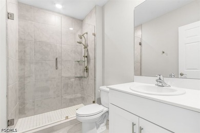 Built in 2025, this upgraded lakefront Cali floor plan offers 4 - photo 10