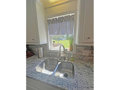 Experience stunning views of Lake Marion from the moment you - photo 26