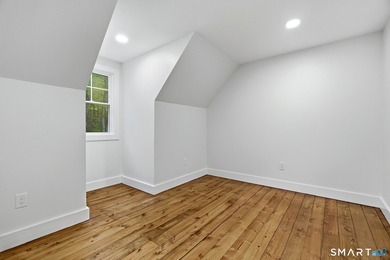 Welcome to 136 Goose Hill Rd. This home has been tastefully - photo 30