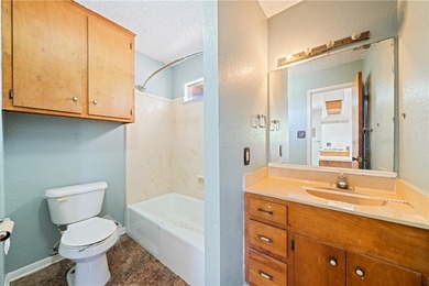 Don't miss this! Charming 3/2 home on a large corner lot, 2 - photo 33