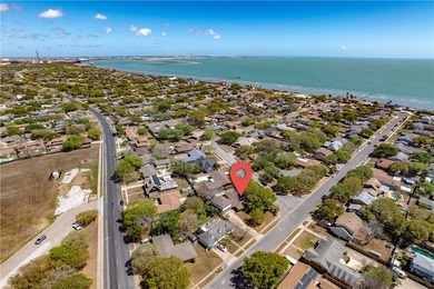 Don't miss this! Charming 3/2 home on a large corner lot, 2 - photo 38